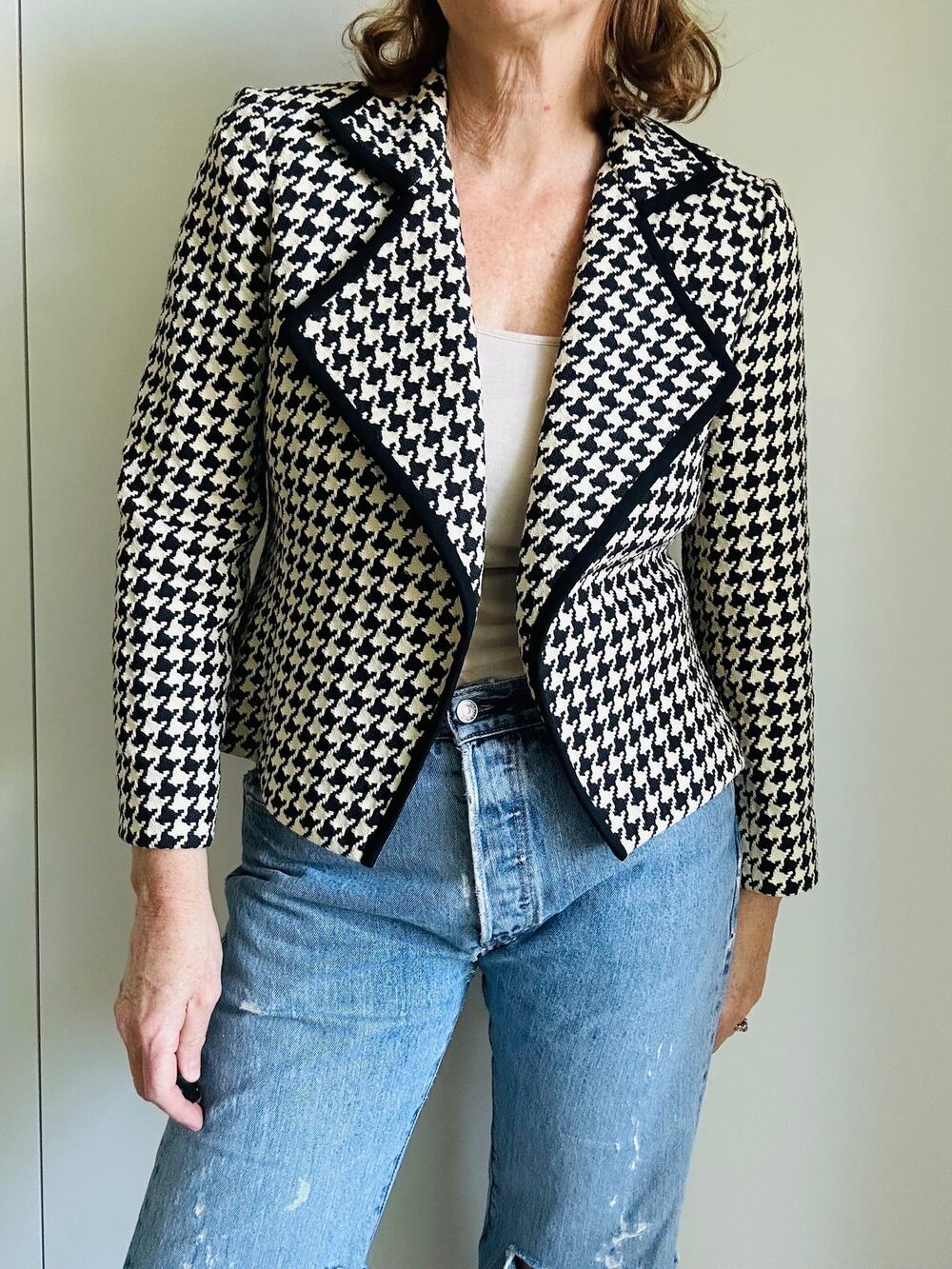 Womens Houndstooth Cropped Blazer/Jacket size 2 Linda Allard Crm/Black Classic